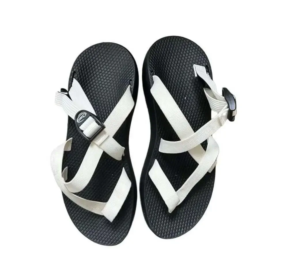 Chaco Z/Cloud 2 Sandals Black and White Toe-Loop Sport Hiking Sandals New Size: